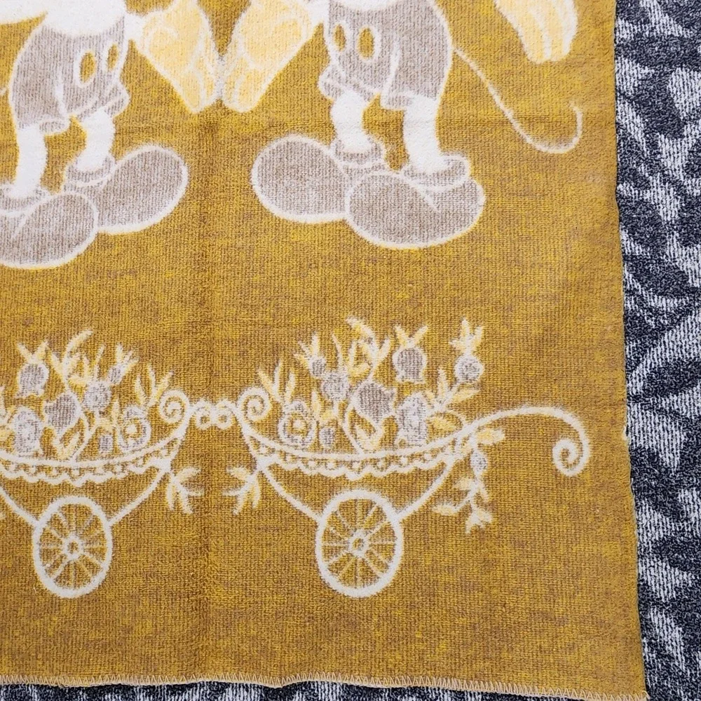 Afshartex Mickey Mouse Blanket Vintage Wool Throw Decor Kids Room 52x38‎
